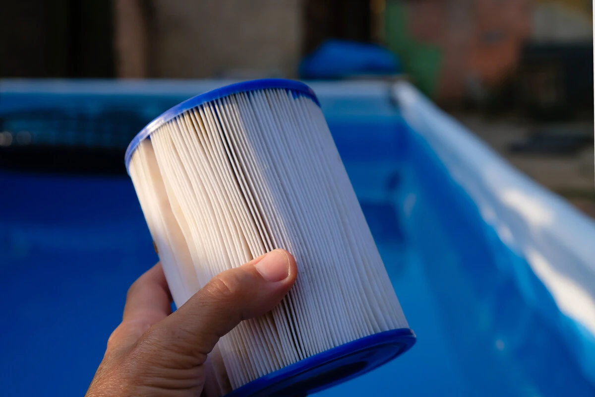 How do I know if my pool cartridge is bad?